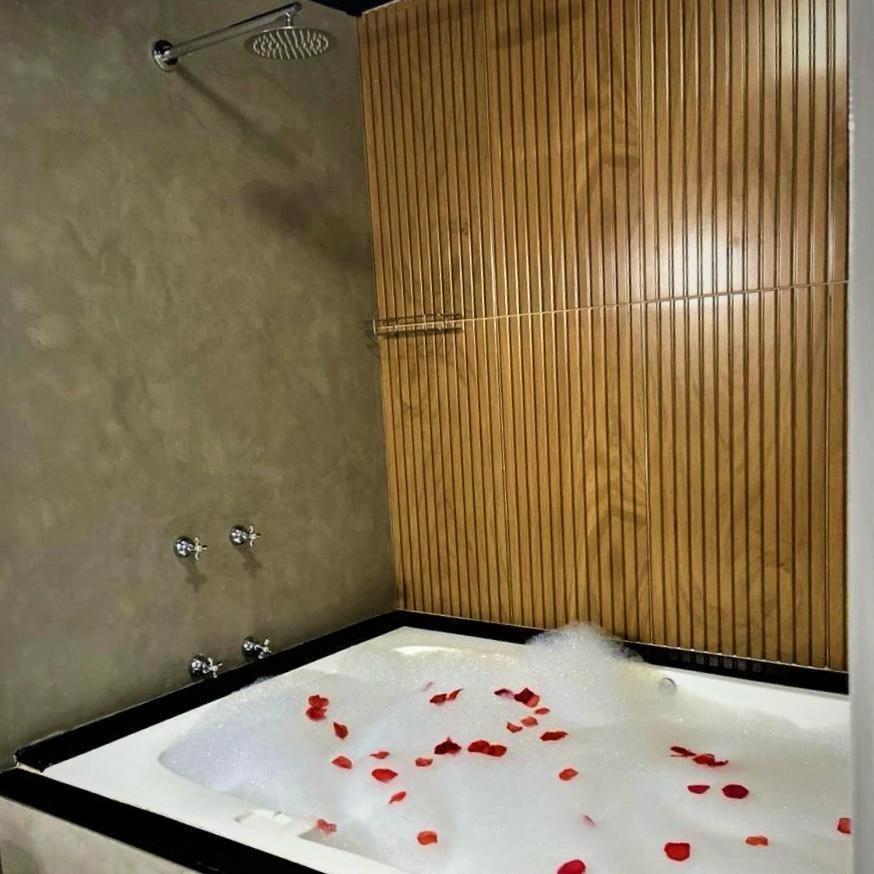 Amore Mio (Adults Only) グラマド エクステリア 写真